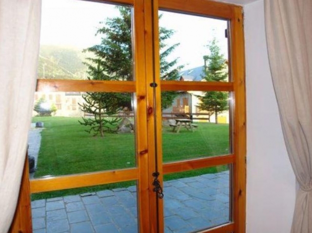 Sala de estar y vistas de los jardines