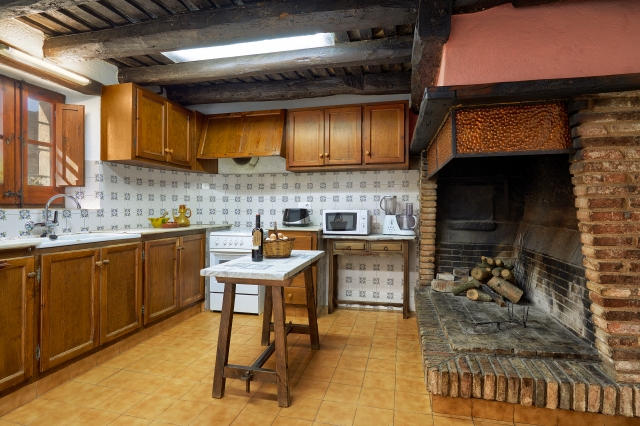 El Lledoner - cocina con chime