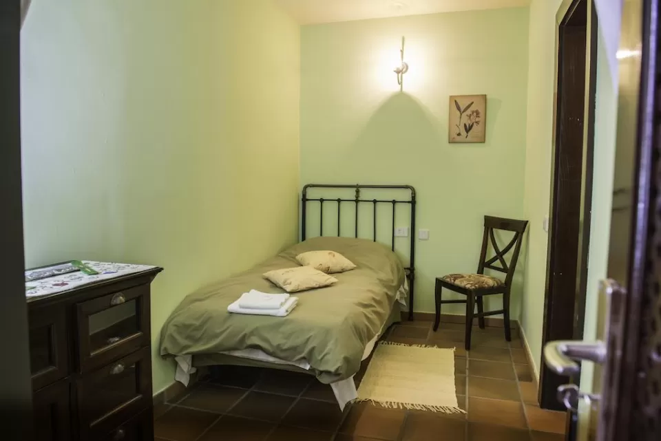 Habitación individual con baño
