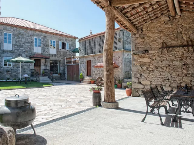 Casa Entremuros