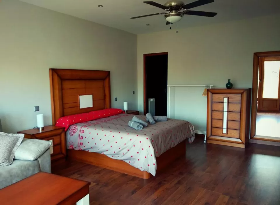 Habitación doble con baño