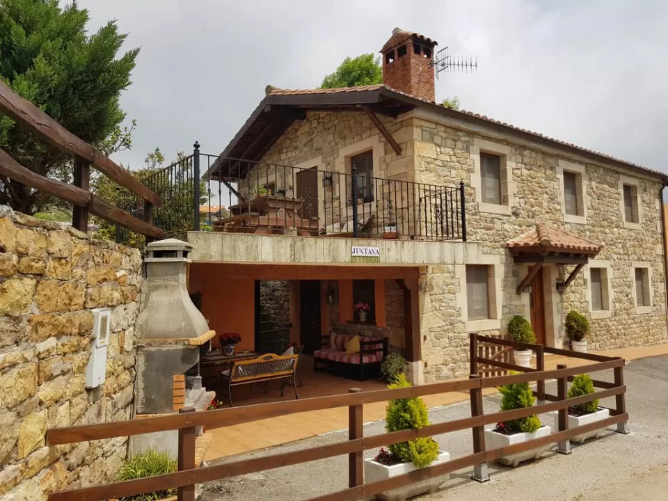 Casa Juntana