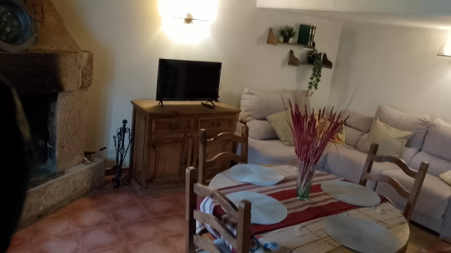 Mario Bamba Alia en su estacia en Casa Rural El Balcón De Tera 5818_1