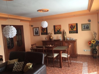 Amplia sala de estar