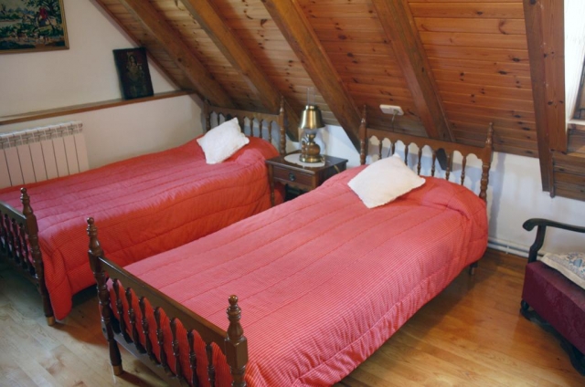 Hab con 2 camas sencillas