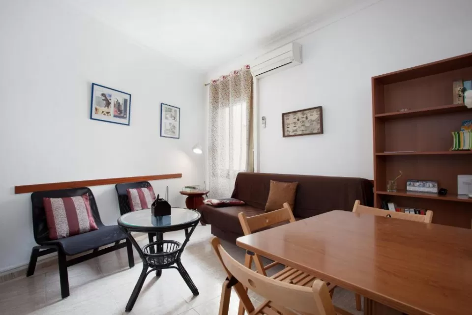 Tarradellas Apartments 2