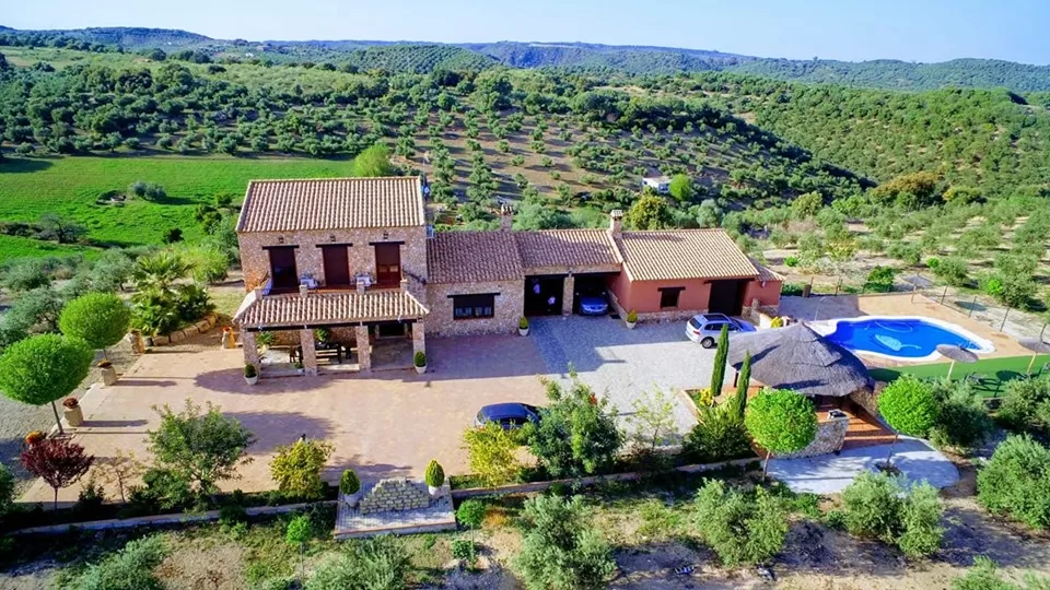 La Hacienda Dora