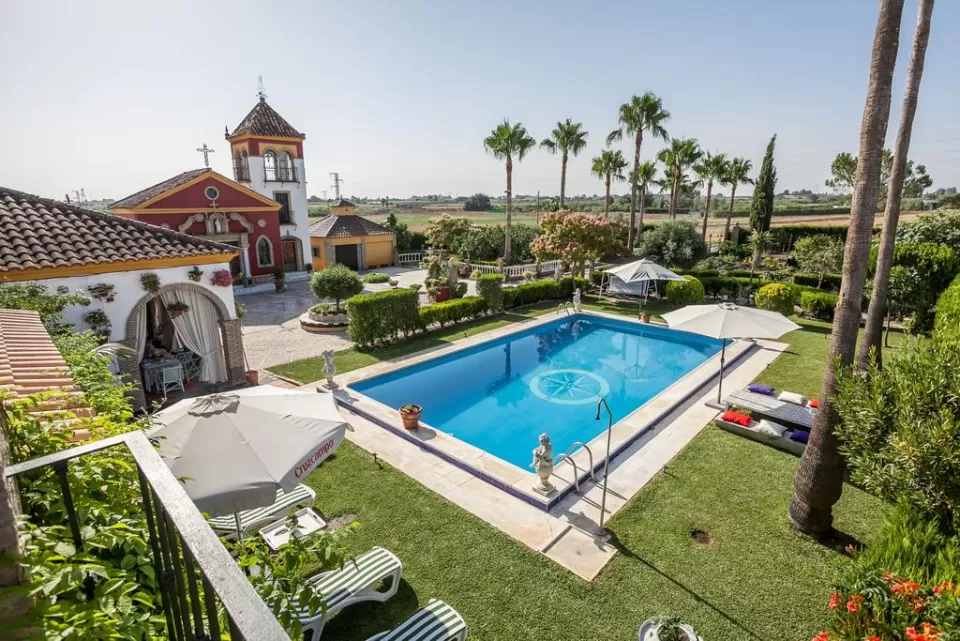 Casa de Campo con piscina en Sevilla