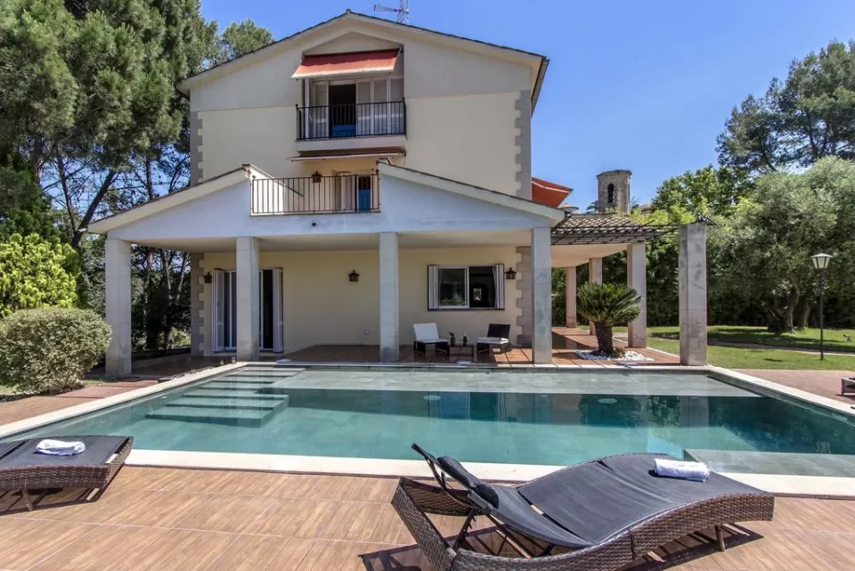 Les Canyes Cottage