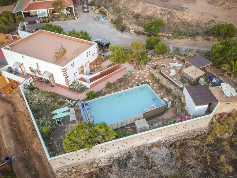 Kikiki House