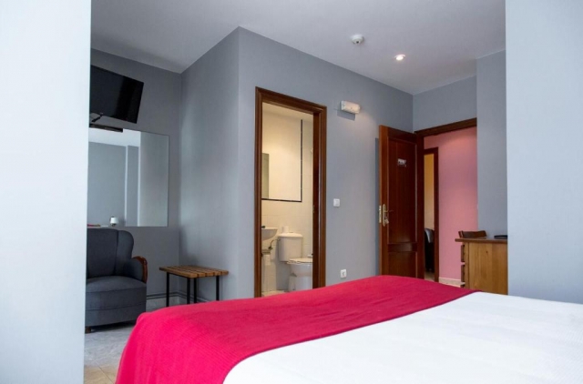 Habitacion doble con bano privado