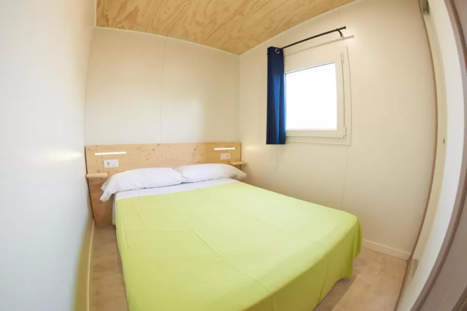 Mobile Home Plus 3 with air conditioning