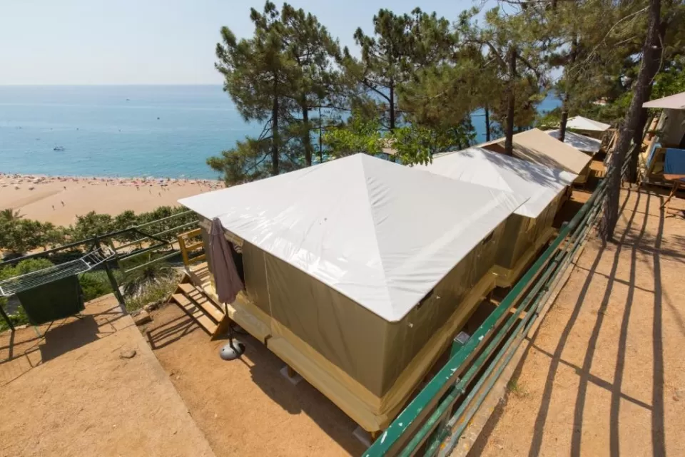 Superior Tent (5 adults)