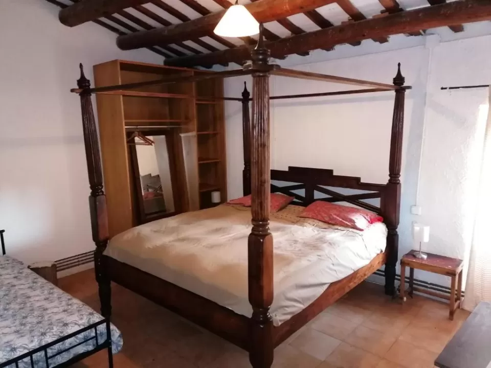 Triple con baño privado 3