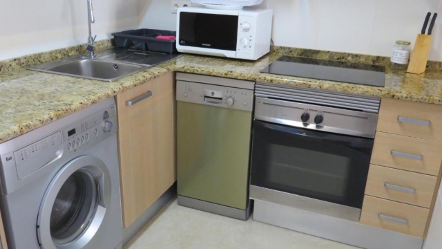 Cocina con electrodomesticos