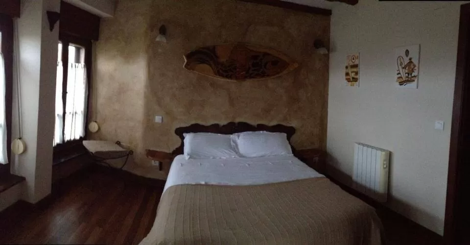 Habitación matrimonial con desayuno II