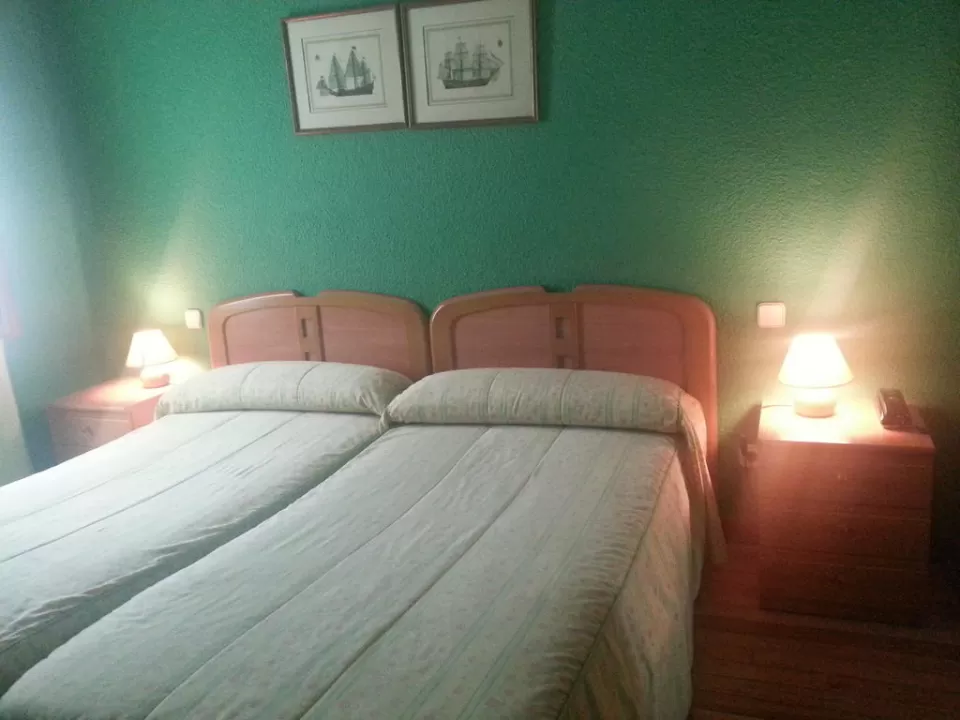 Habitación con dos camas