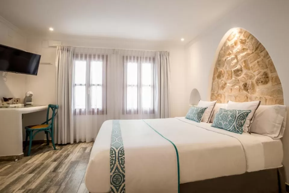 Superior Double Room with Bath