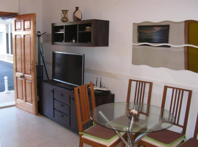 Sala de estar y la tele