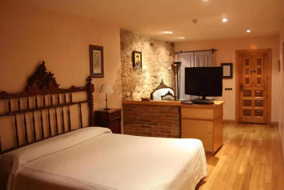 Habitación con cama extragrande