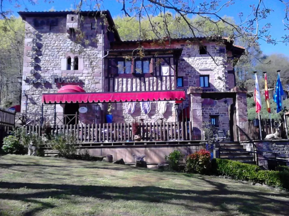 Casona de la Torre de Ruente