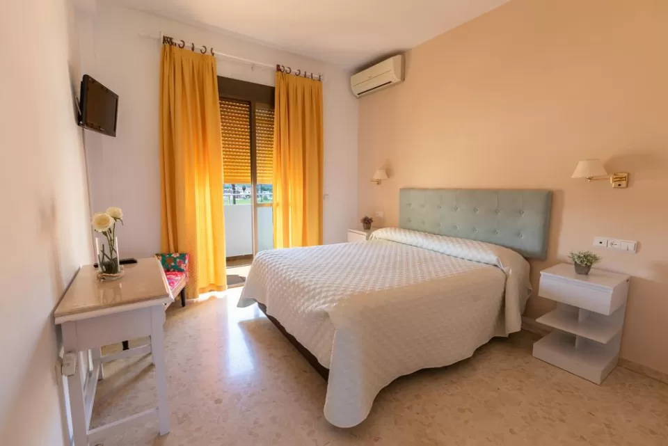Habitación Cama Matrimonio / Habitación Doble Confort