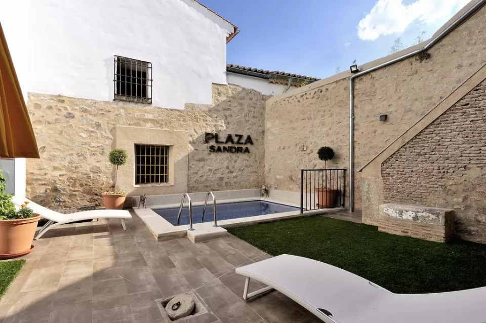 Apartamentos Plaza Sandra