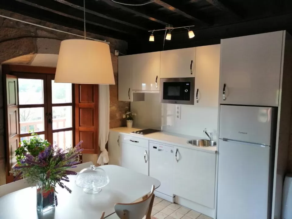 Apartamento con balcón 12