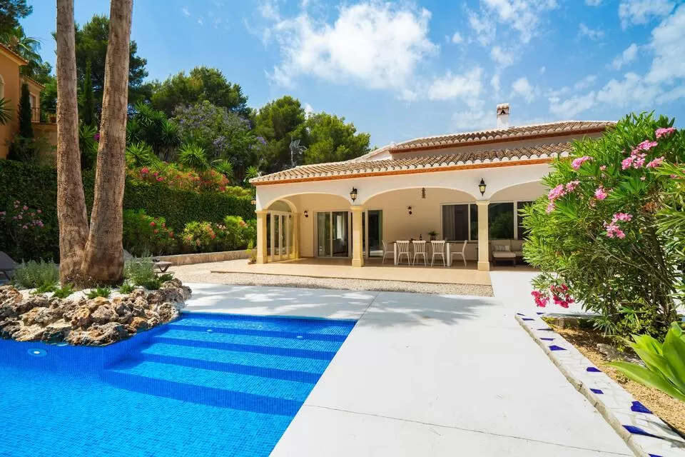 Villa Alma