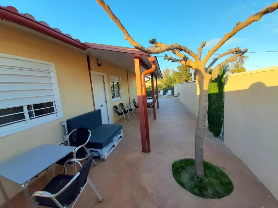 Casa Delta con piscina compartida