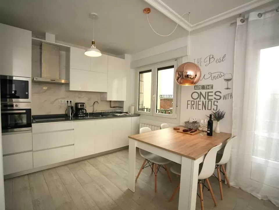 Apartamentos La Herradura- Plaza