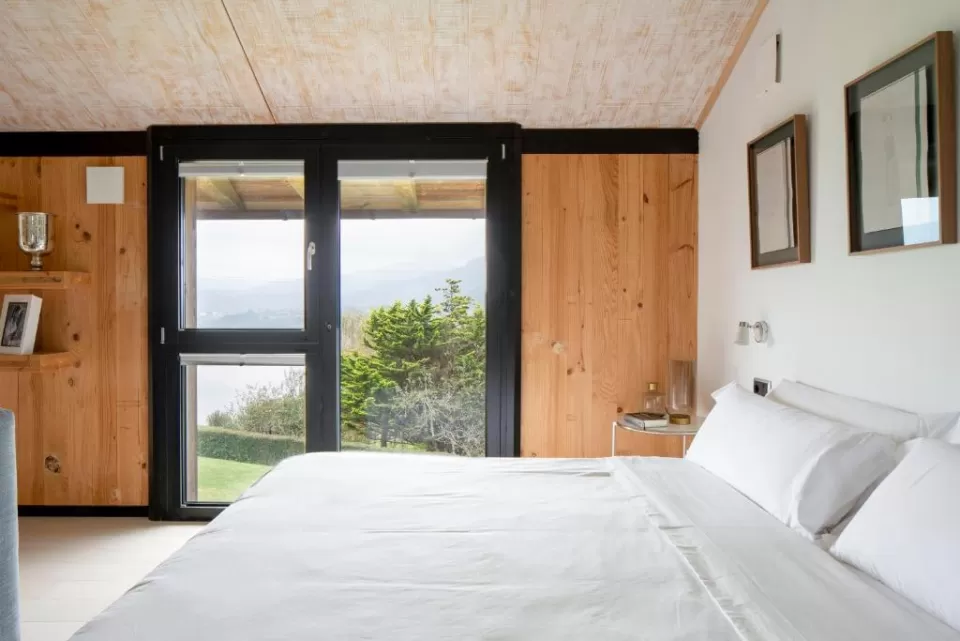 Sea view studio