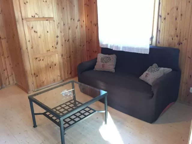 Apartment 6