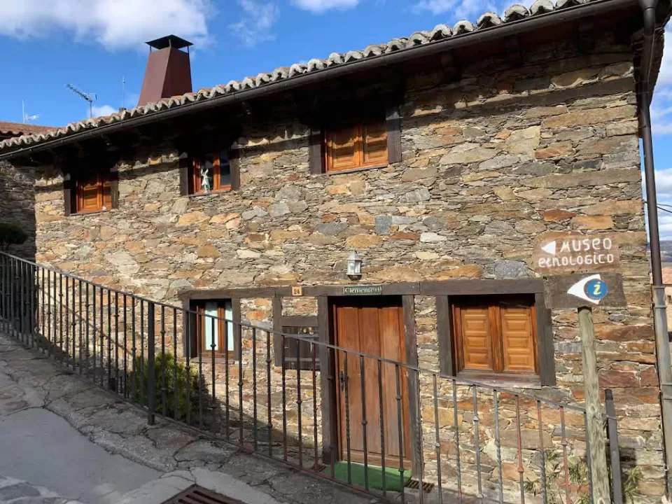 Casas Rurales La Hiruela- Clemente II