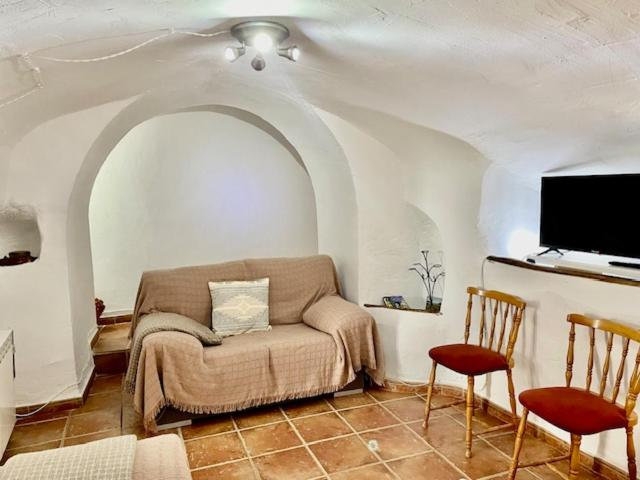 Sala amplia con sillones 