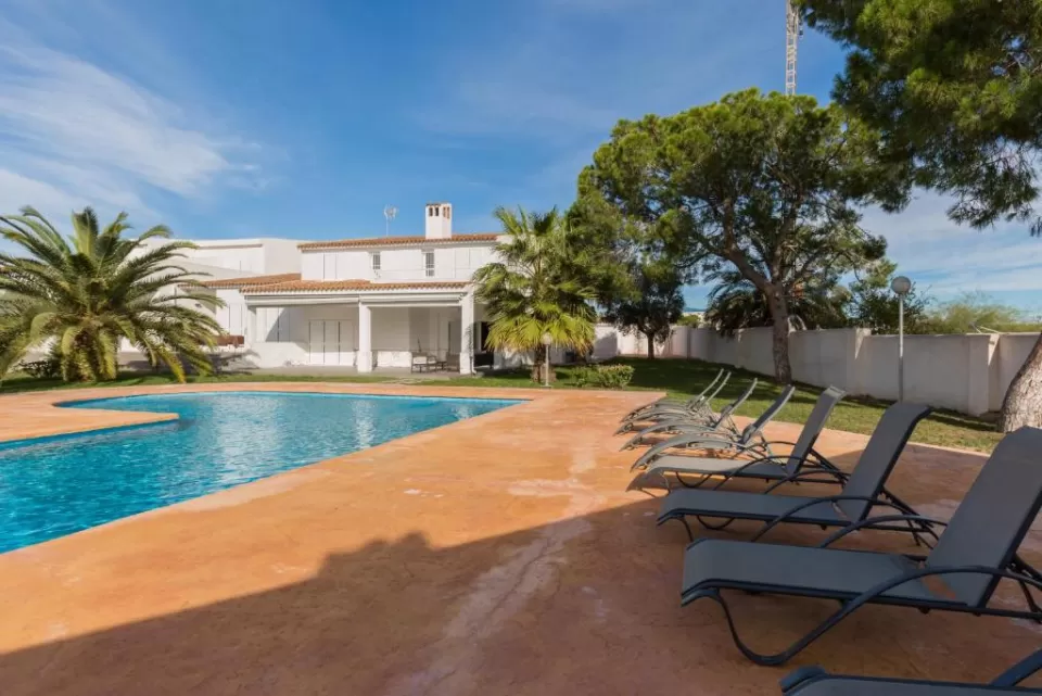 Fidalsa Lujosa Villa Salinas y Mar