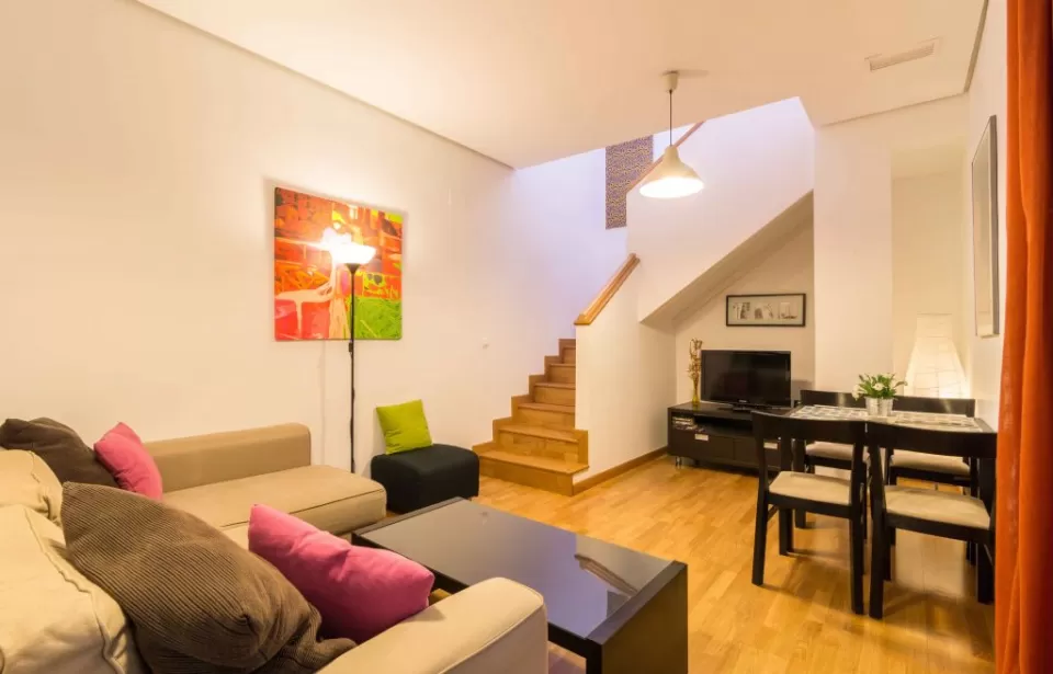 Duplex D