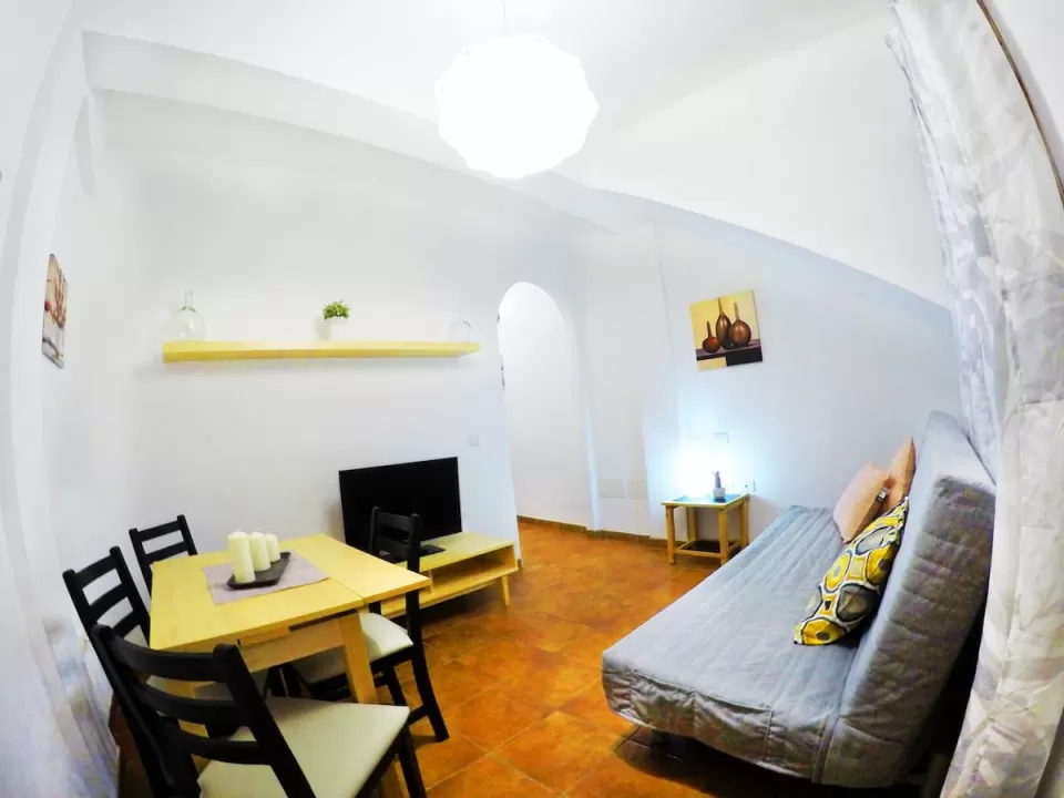 Ester Apartment 1