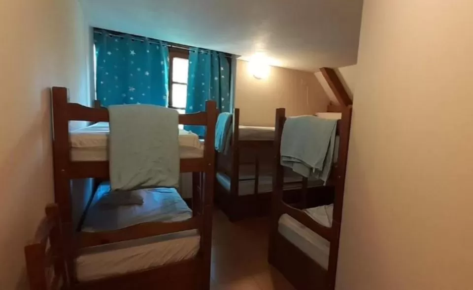 1 Bedroom 6 places