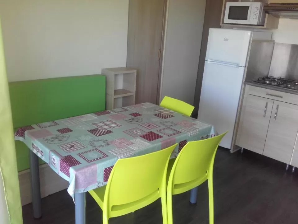 2 bedroom bungalow
