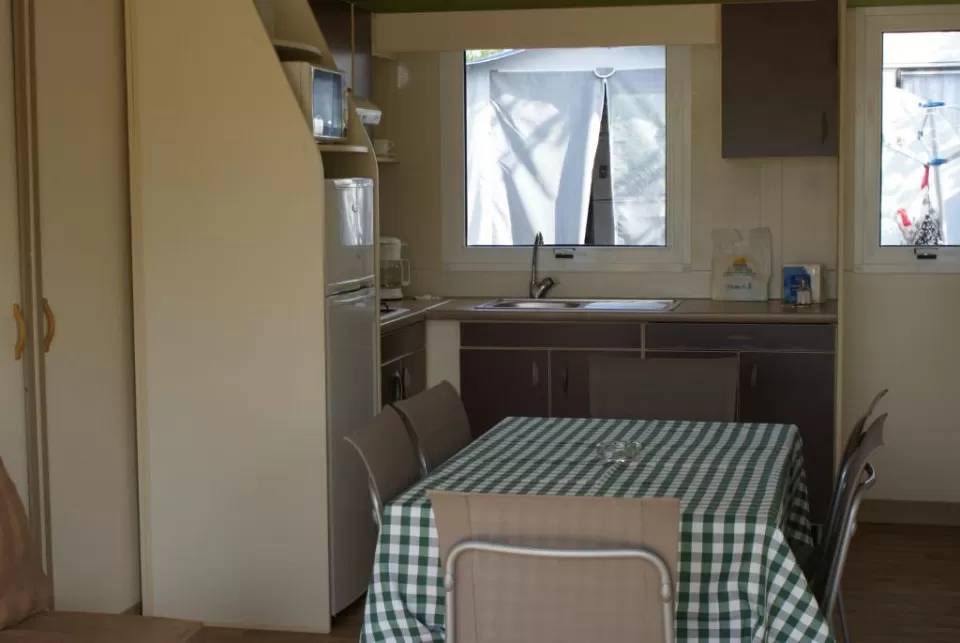 Bungalow de 2 dormitorios (3 adultos)