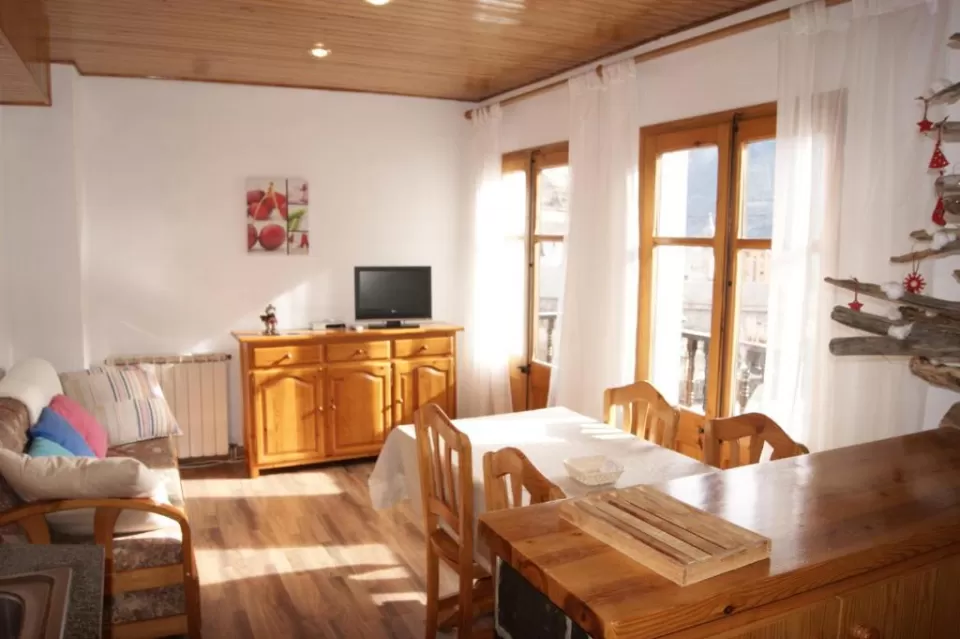 Apartamento con balcón