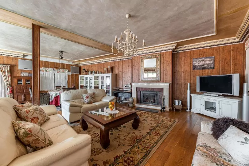 BNBHolder Deluxe Cottage