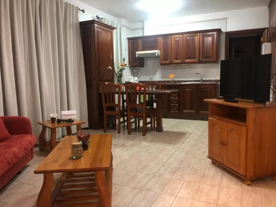 1B- Apto 1 dormitorio con balcón