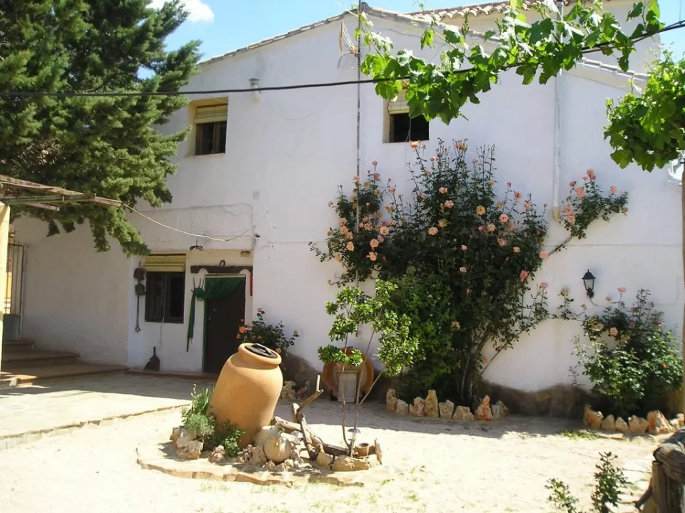 Alojamiento Rural la Pendolera- La Escuela 