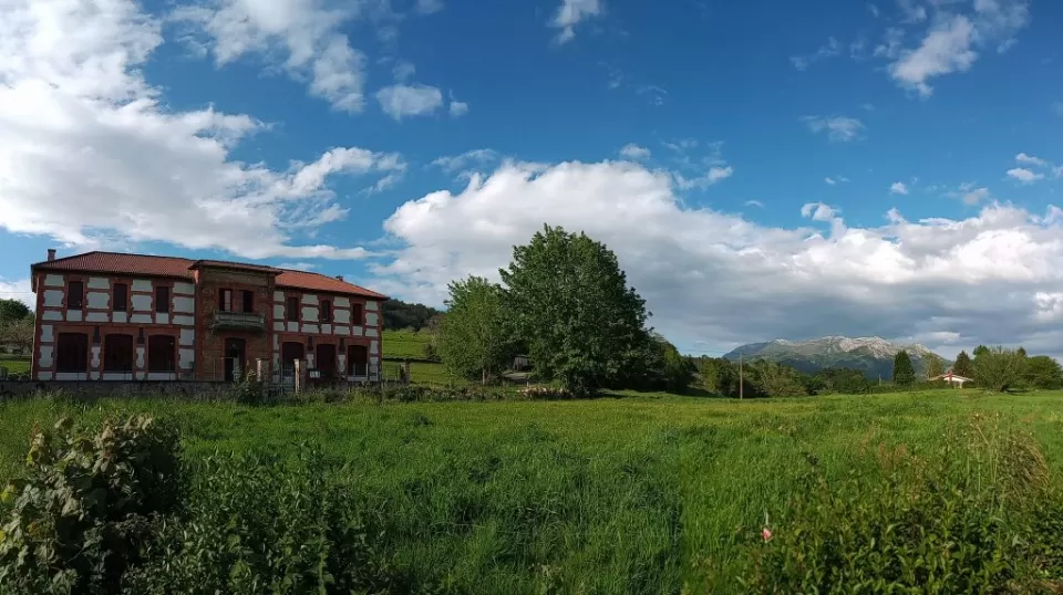 Albergue de Pintueles