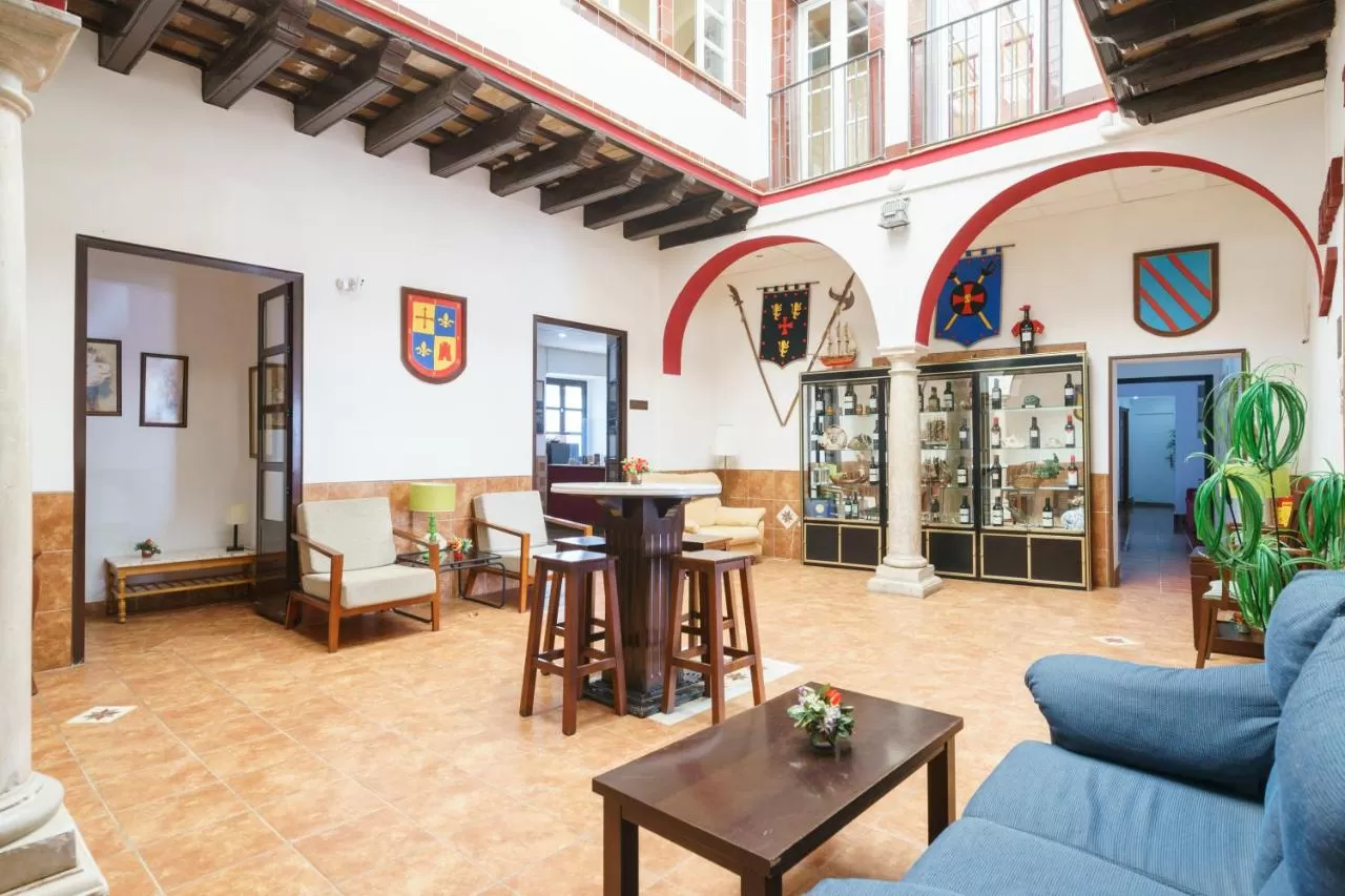 Hotel Carlos V Jerez by Viverestays