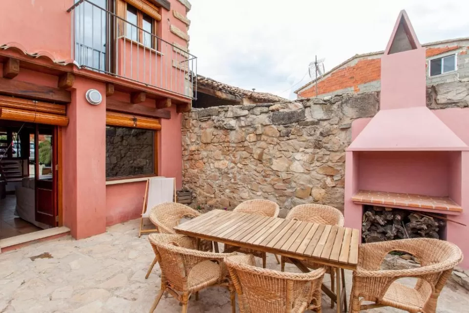 Rustikalpuente- Casa de Baldovar