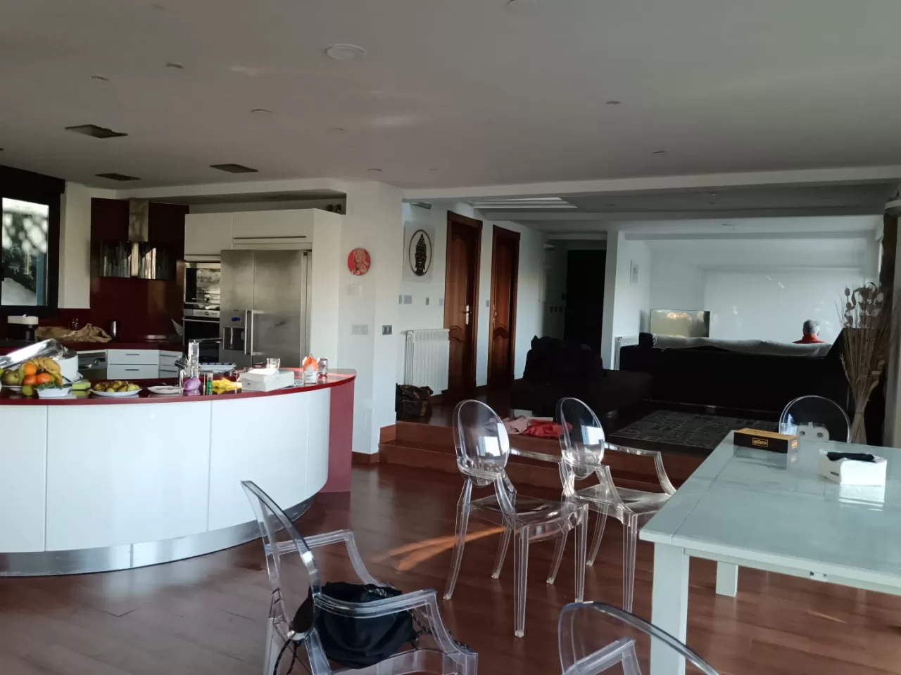 Rubén Belandia  en su estacia en 2 Espectacular villa al borde del mar 5261_2