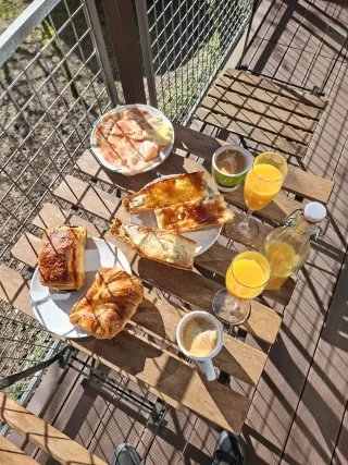 Carmen Ferrín Castro en su estacia en Cabañas Mirador de Ézaro 6745_1
